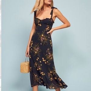 Ruffle edged dress- navy blue floral print S